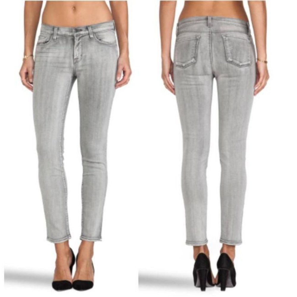 J BRAND Skinny Leg Crop Jeans In Borderline Gray Size 28